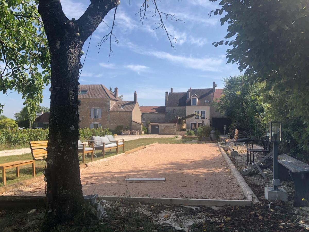 La Petite Maison De Celine & Frederic Avec Piscine A Prehy Exterior photo